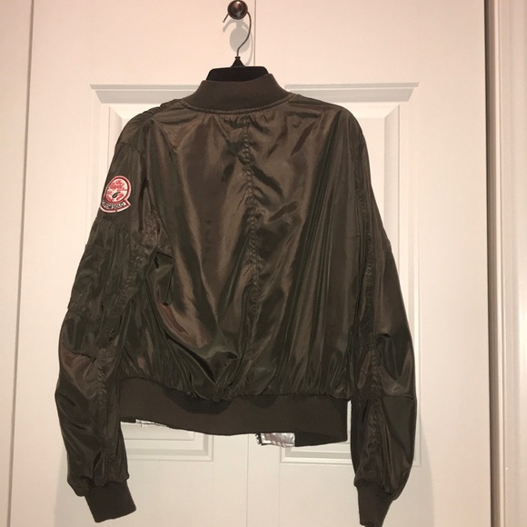 A’gaci Green Bomber Jacket with Patches - Picture 6 of 6